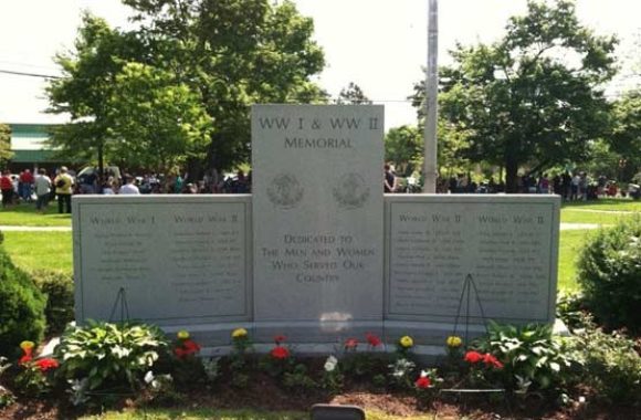 Billerica MA Billerica Town Common WWI WWII Memorial